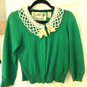 Anthropologie Field Flower Green Blooming Lace Car